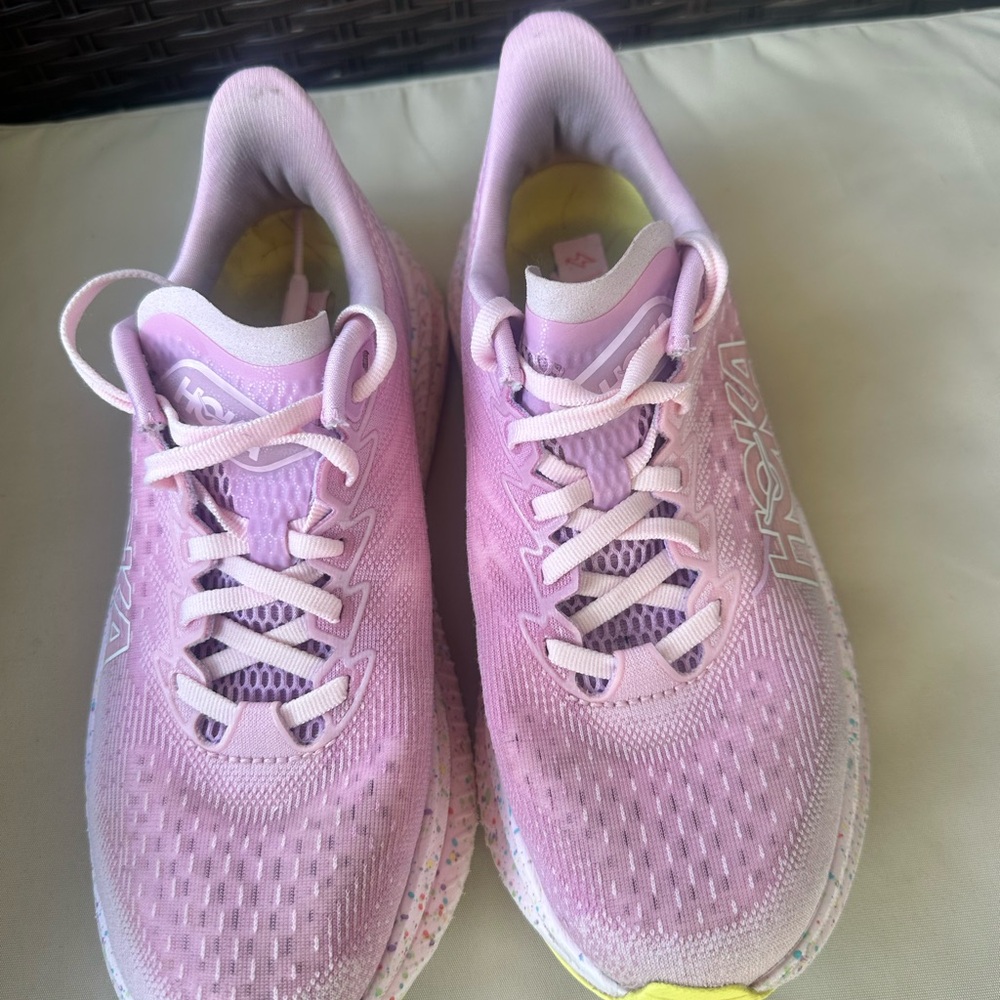 Hoka women’s one one Mach 6 pink lemonade - Picture 5 of 8